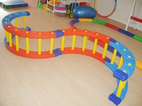 四分之一圆平衡木